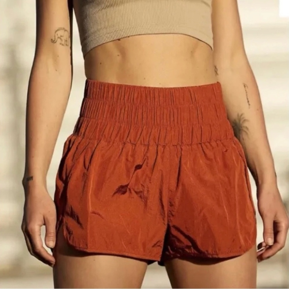 FP Movement “The Way Home “Burnt Orange Athletic Shorts Womens M Great Condition